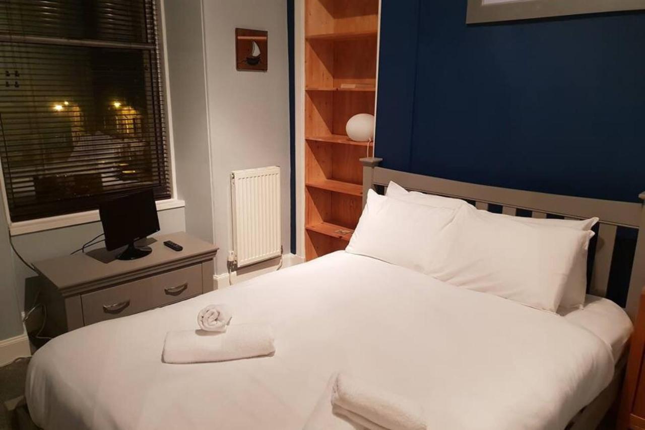 Bright 1 Bedroom Apartment Near City Centre Edimburgo Esterno foto