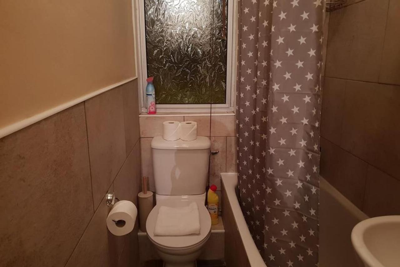 Bright 1 Bedroom Apartment Near City Centre Edimburgo Esterno foto