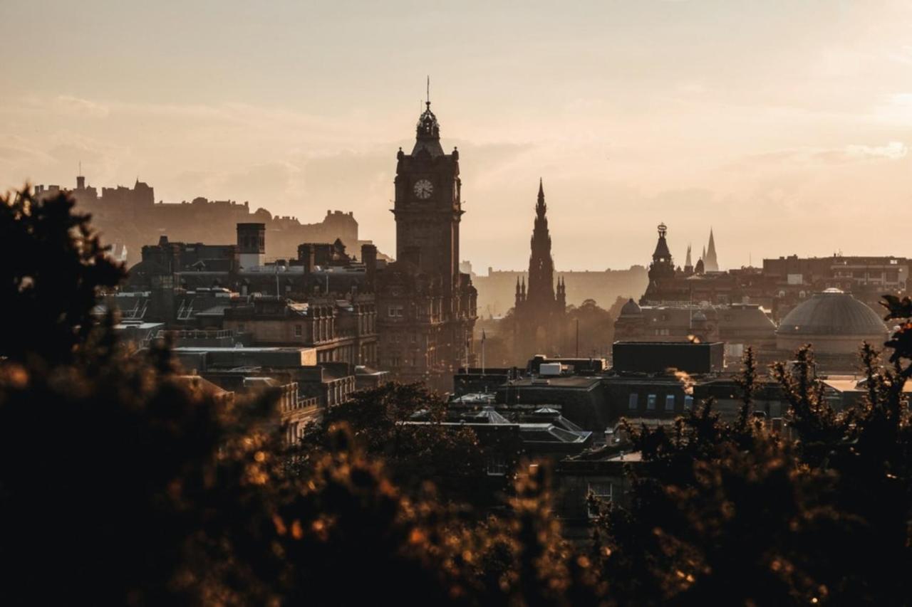 Bright 1 Bedroom Apartment Near City Centre Edimburgo Esterno foto